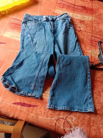 Jeans Kiabi taille 36 32L flare