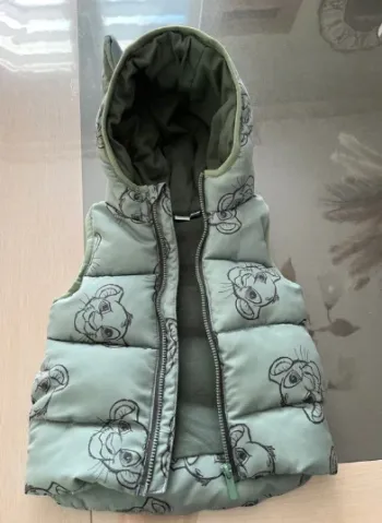 Doudoune bébé légère sans manche le roi lion