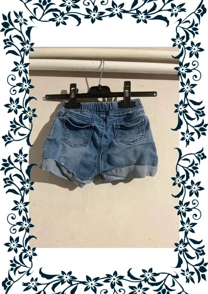 Short 9/12 mois - photo numéro 2