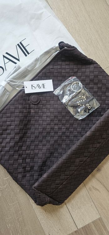Grand sac a main isavie neuf 
