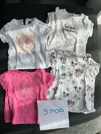Lot tee shirt fille taille 9 mois