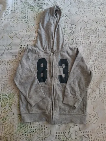 Gilet à capuche grise garçon, en très bon état, taille 5 ans, abcd'R La Redoute