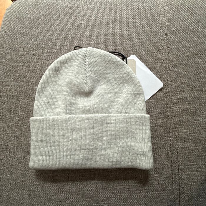 Bonnet neuf gris Carhartt - photo numéro 2