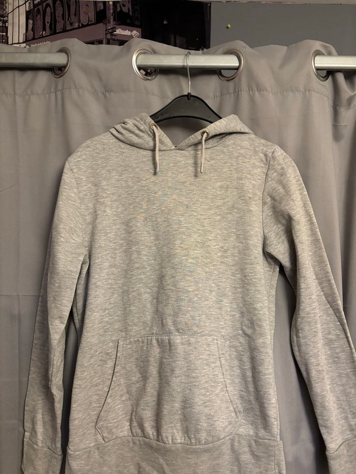 sweat gris