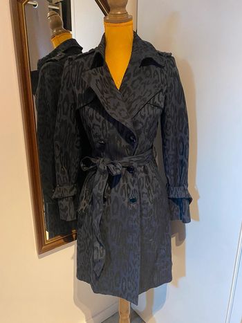 Trench-coat