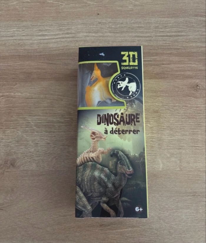 Dinosaure à déterrer