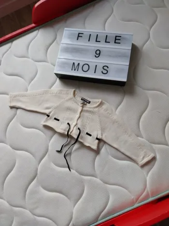 Gilet fille 9 mois