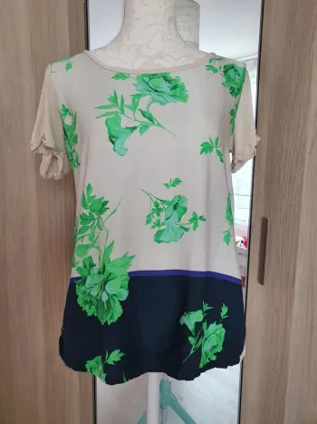 Tee shirt Mango suit taille M 38 beige vert bleu