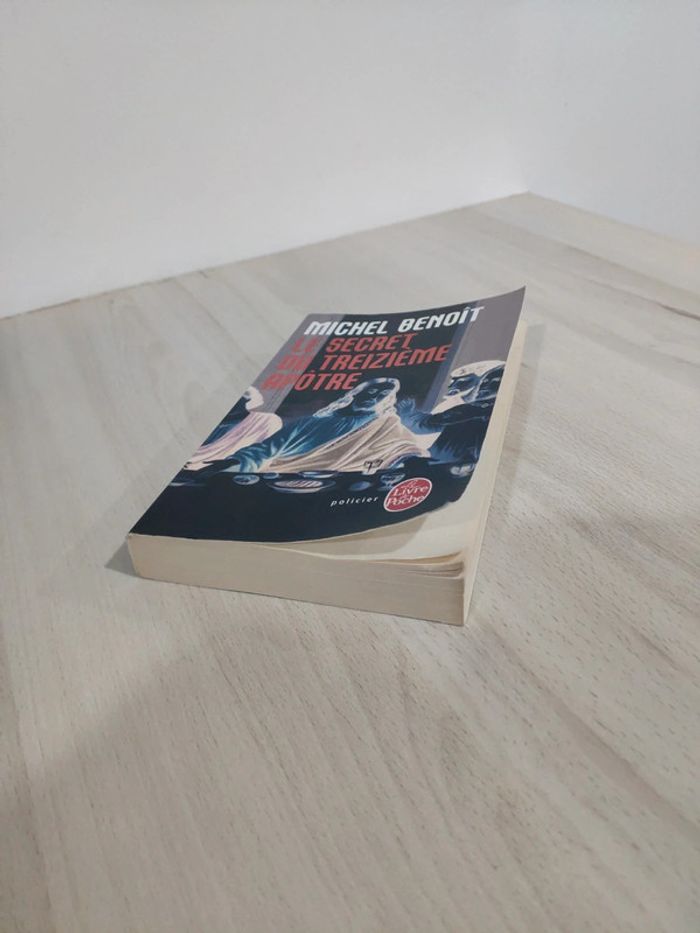 Livre poche le secret du treizième apôtre policier Michel Benoît - photo numéro 2