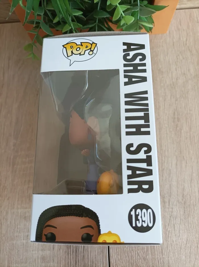Figurine Asha With Star Funko Pop Disney Wish - photo numéro 3