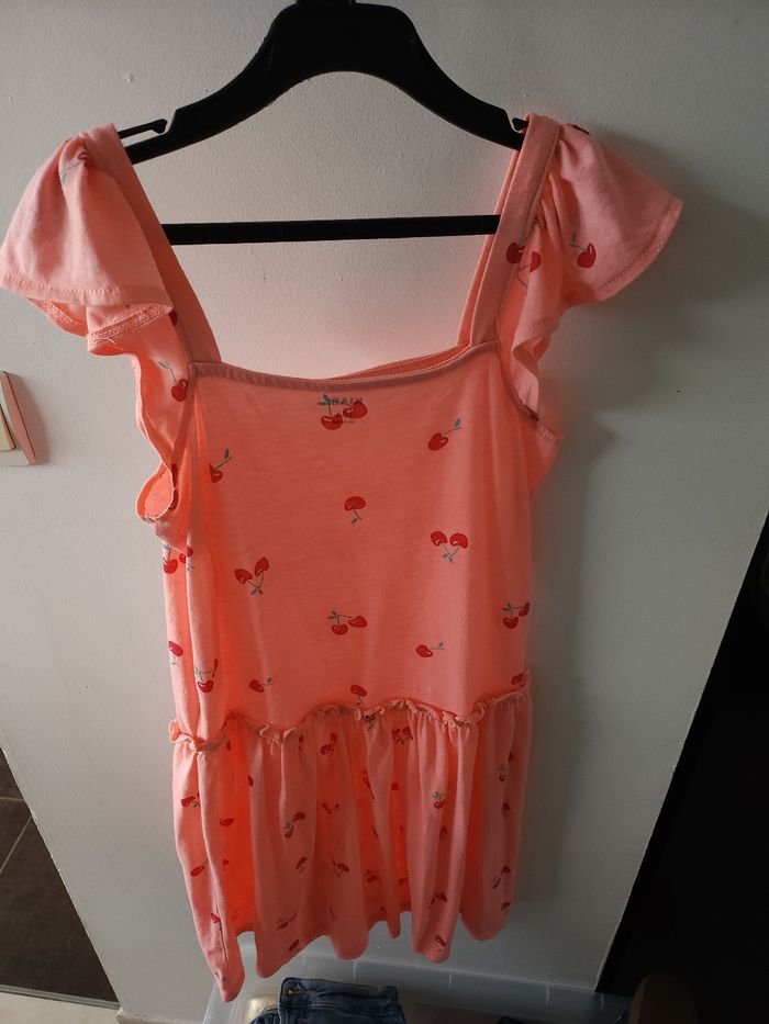 Robe. - photo numéro 2