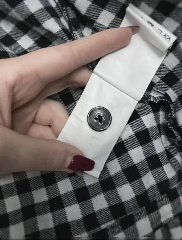 Chemise courte chaude - photo numéro 10