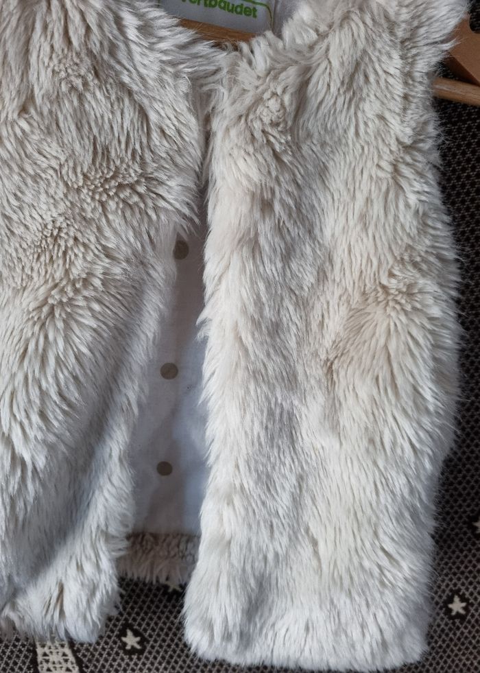 Veste sans manches fausse fourrure crème 3ans - photo numéro 2