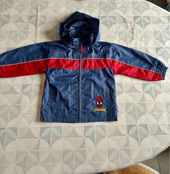 Veste coupe vent garçon Spiderman - 6 ans - en bon état