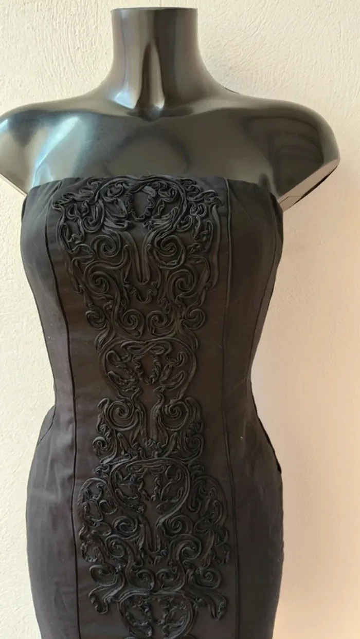 Elegante vestido corto de fiesta - photo numéro 3