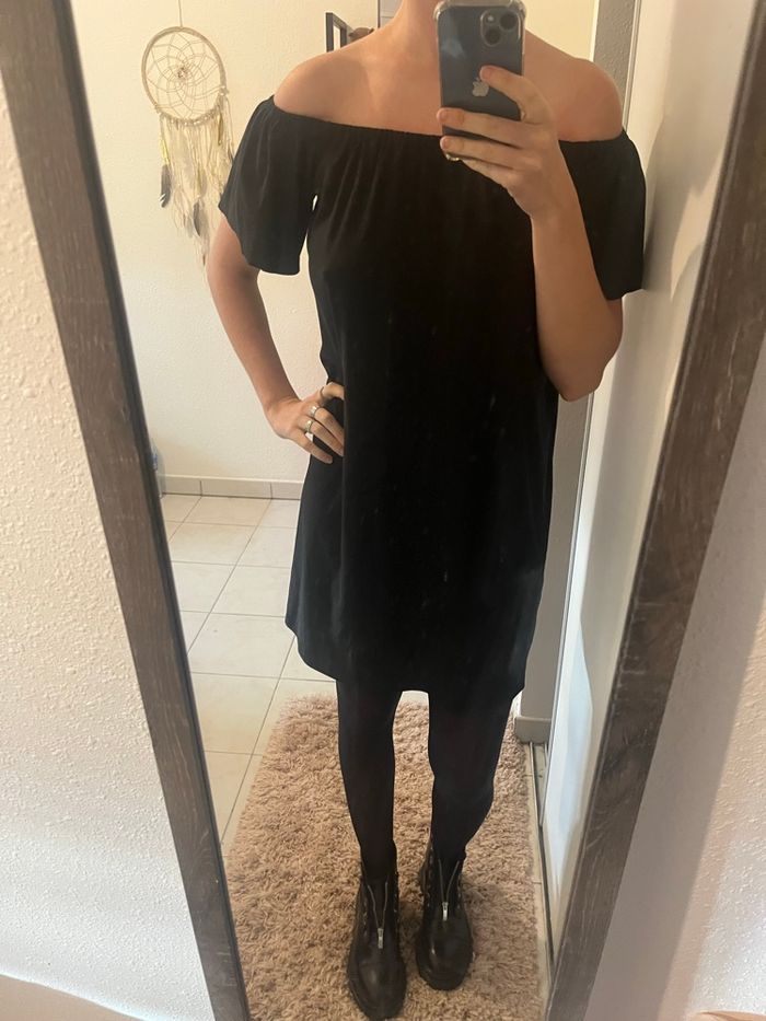 Robe noir - photo numéro 4