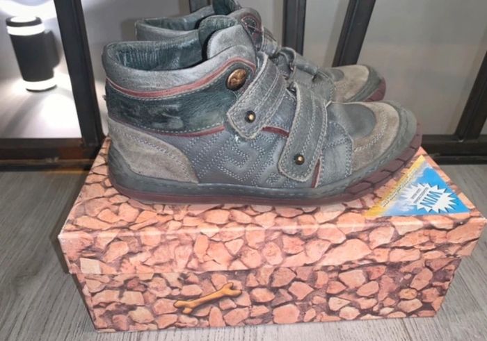 Chaussures montantes à scratch  stones and bones 31 Jonas bon état - photo numéro 2