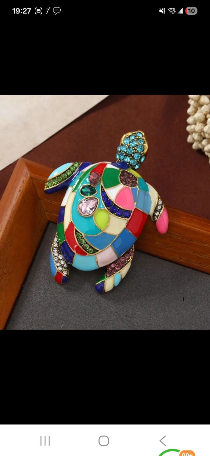 Broche tortue multicolore chic - photo numéro 1