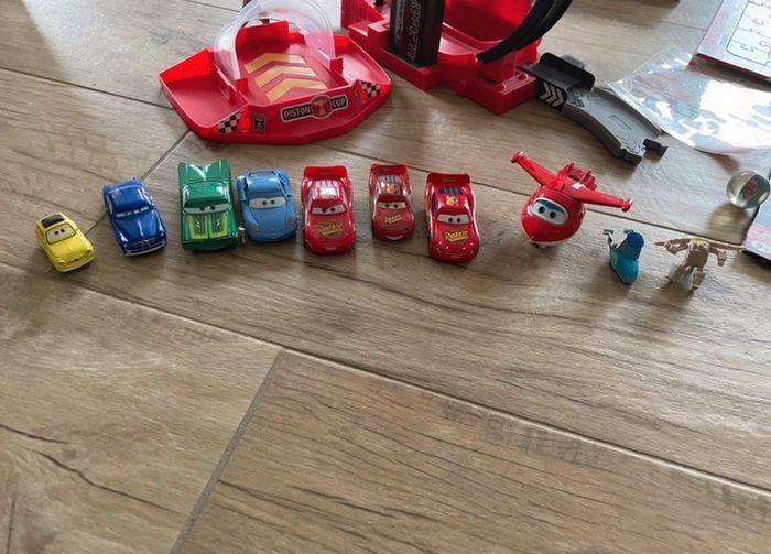 Lot jouet cars disney - photo numéro 16