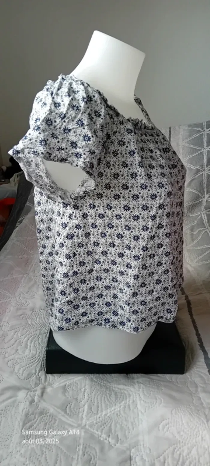 Blouse courte large col Bardot elastique potif fleurs bleu femme 38 clockhouse - photo numéro 7