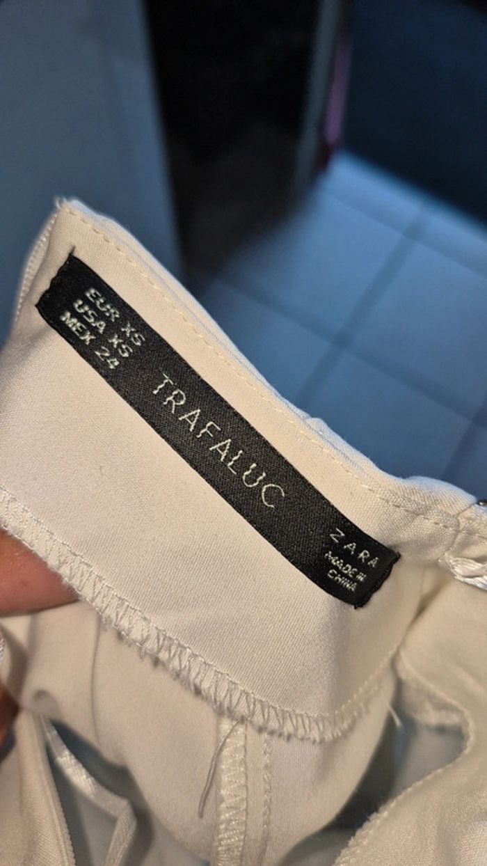 Robe Zara cintré avec épaulettes en strass - photo numéro 5