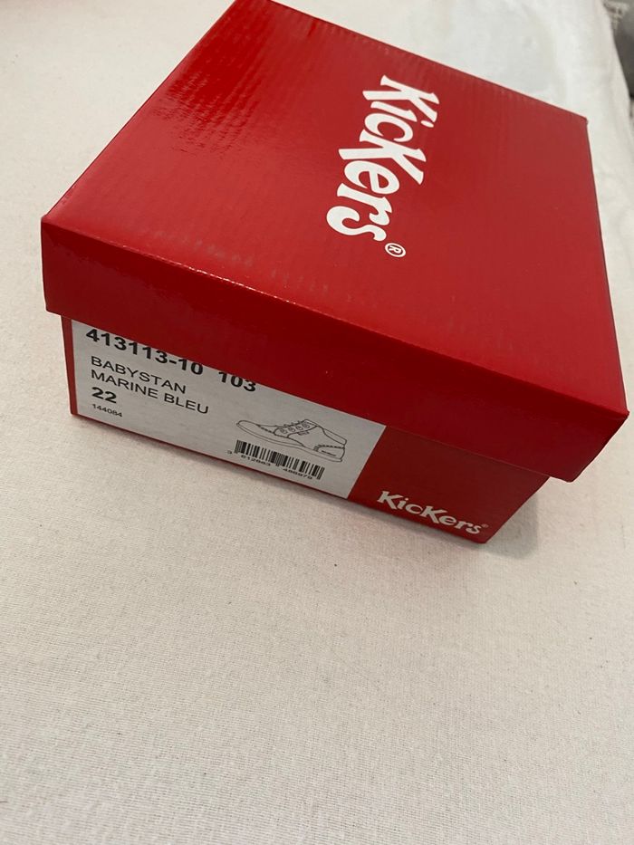 Chaussures kickers pointure 22 - photo numéro 5