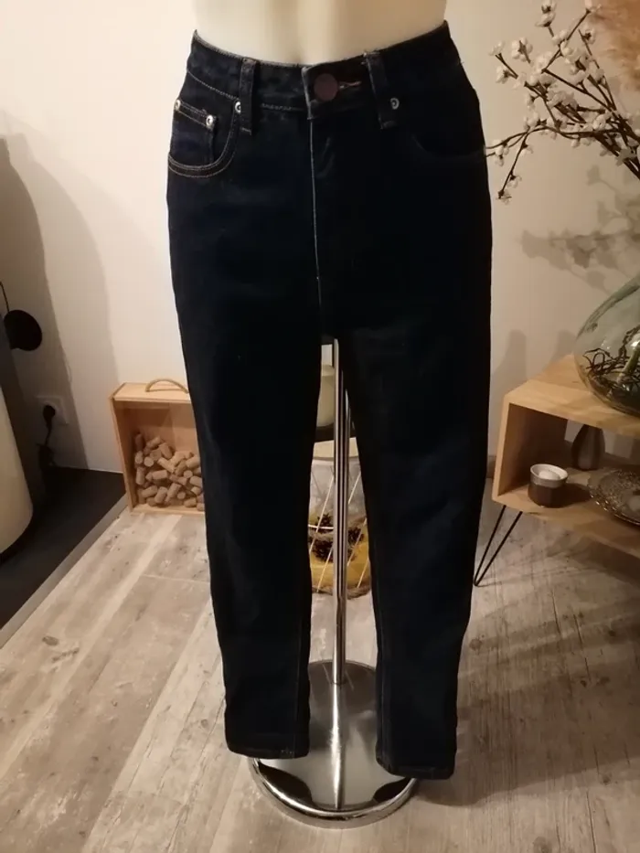 Jean boohoo 36
