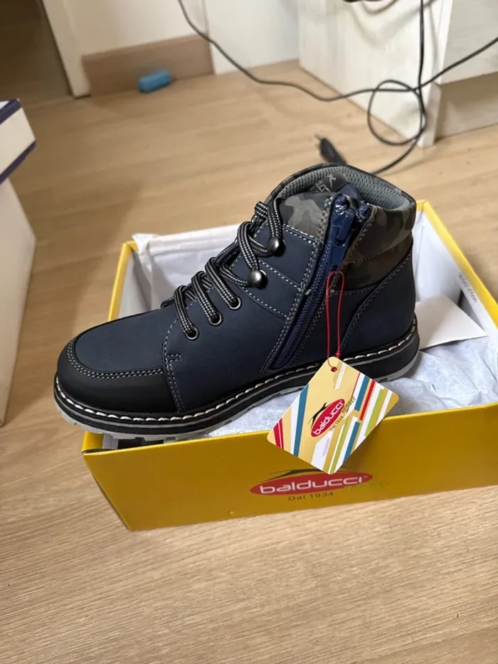 Superbes bottines garçon Balducci neuves avec étiquette pointure 32 - photo numéro 3