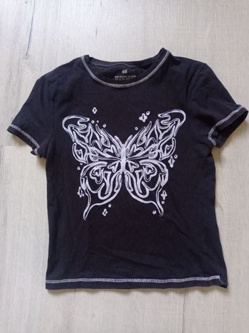 Tee-shirt court marque H&M taille 12/14 ans