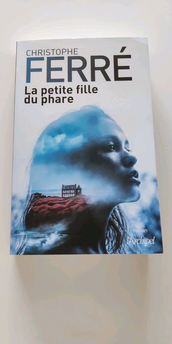 La petite fille du phare de Christophe Ferré