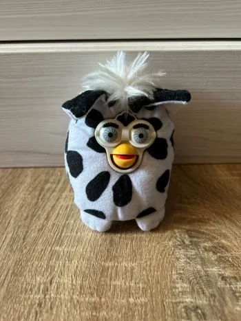 Peluche Furby mini vache / McDonald’s Happy Meal (années 2000) / 12 cm / Très bon état