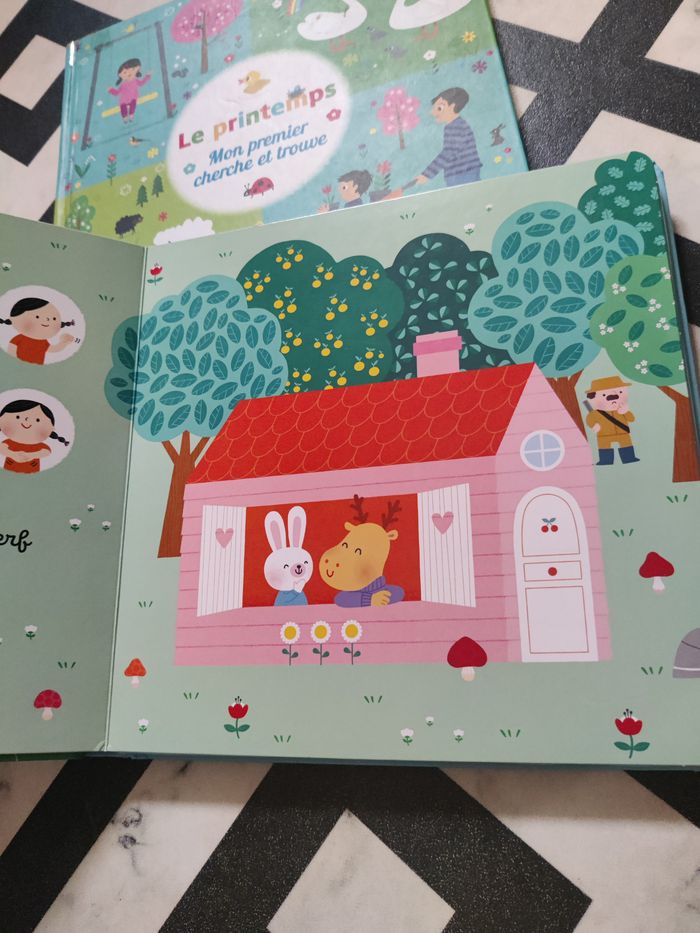 Lot livre sonore et cherche et trouve - Larousse + - photo numéro 2