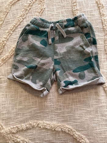 Short vert militaire 6 ans Kiabi
