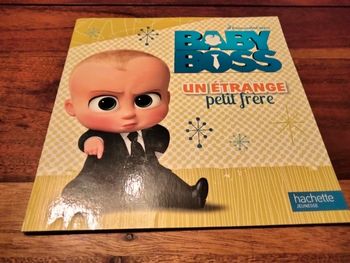 Livre intitulé Baby boss un étrange petit frère hachette jeunesse