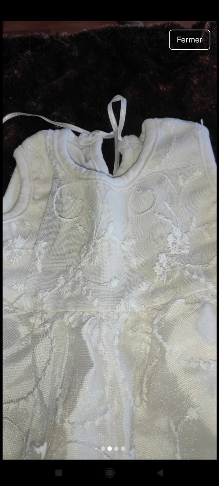Très belle robe bébé e2 - photo numéro 2