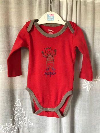 Body rouge papa 3 mois TEX