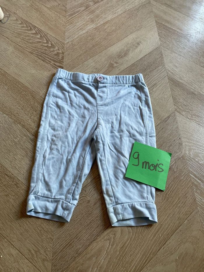 Lot 4 Pantalons bébé taille 9 mois - photo numéro 2