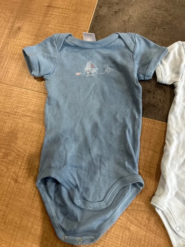 Lot de 3 bodys manches courtes bébé garçon, petit bateau 3 mois - photo numéro 4