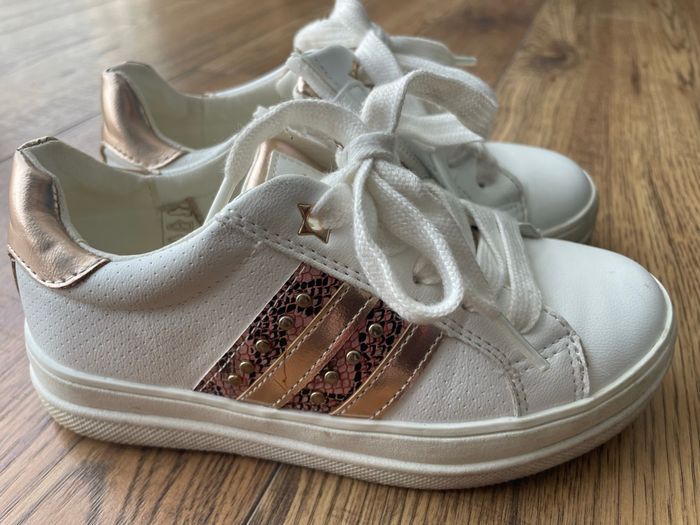 Vends 2 paires de chaussures filles T30 - photo numéro 2