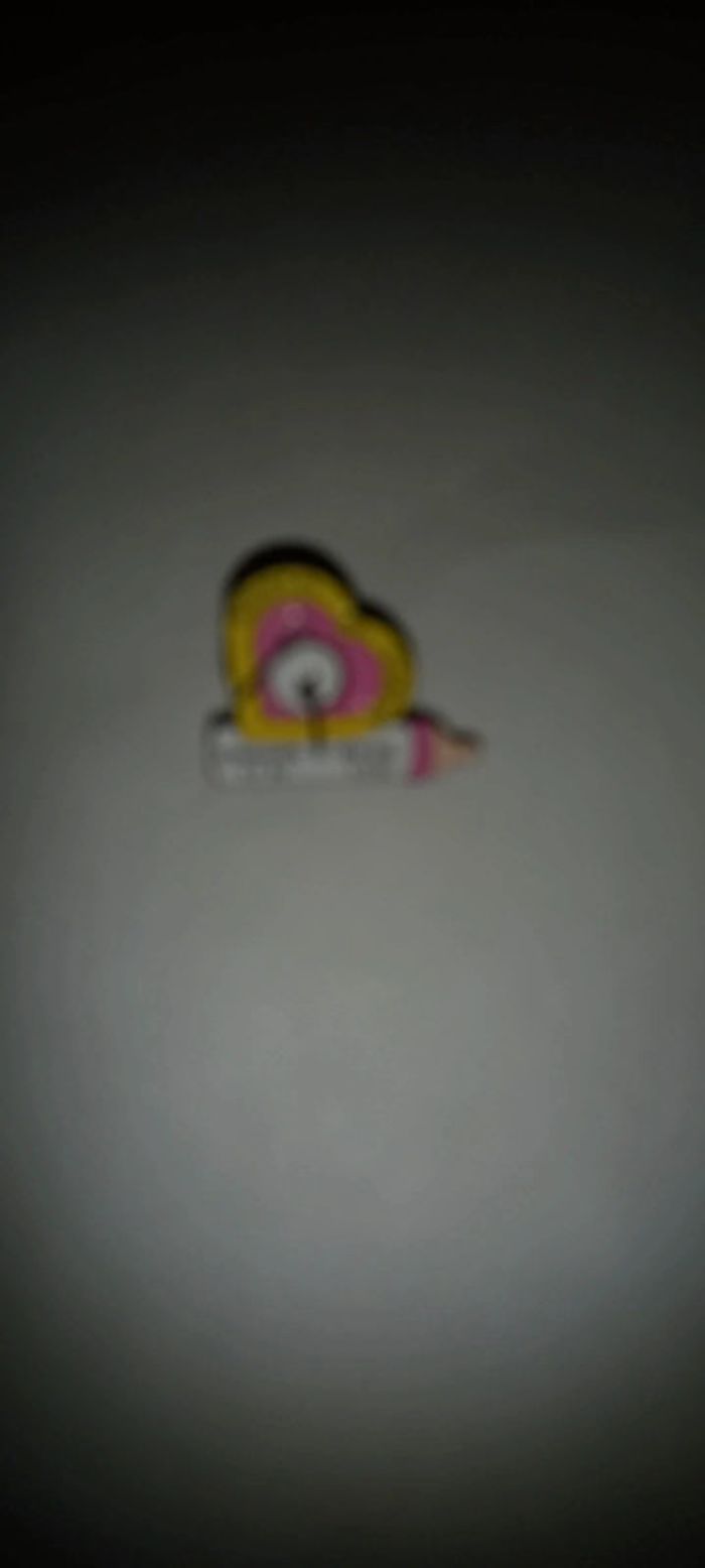 Pin's resto du cœur maman bébé - photo numéro 3