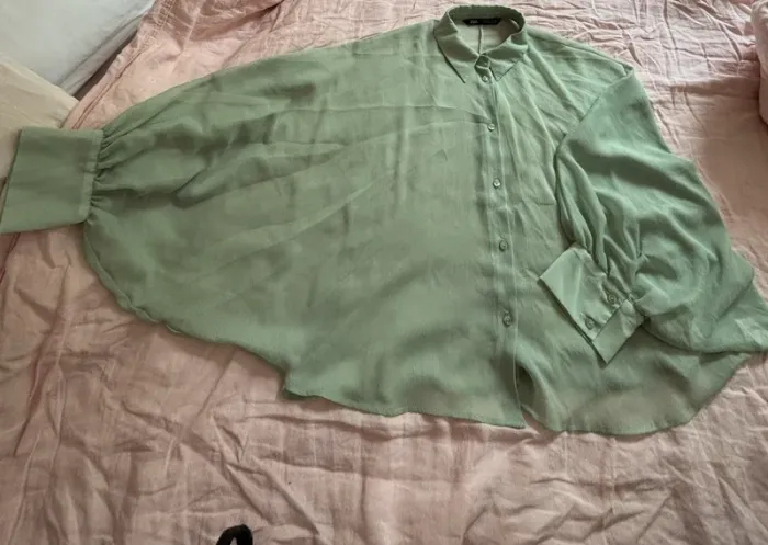 Très jolie chemise Zara verte