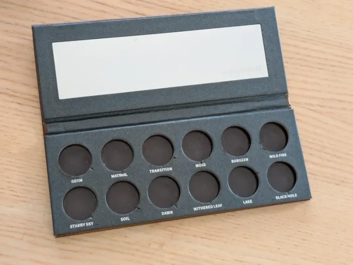 Palette magnétique vide Kryptein cosmetics - photo numéro 2