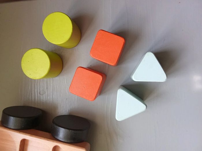 Camion et grue en bois - photo numéro 4