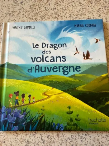 Livre le dragon des volcans d’Auvergne