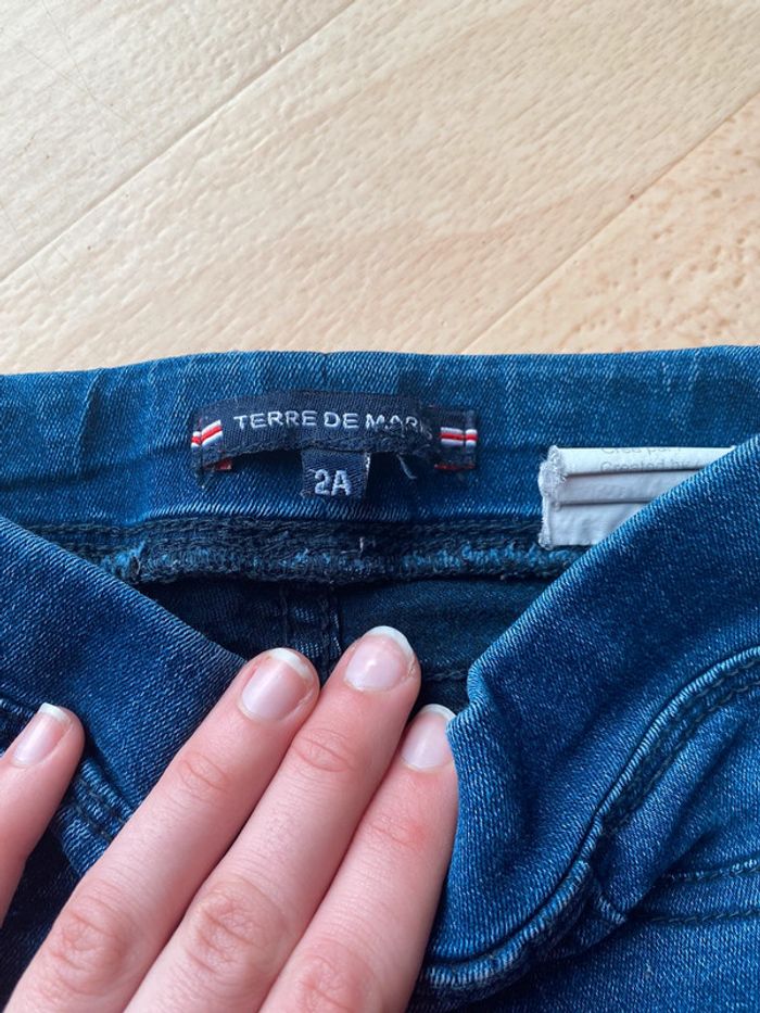 Jean bleu - photo numéro 3