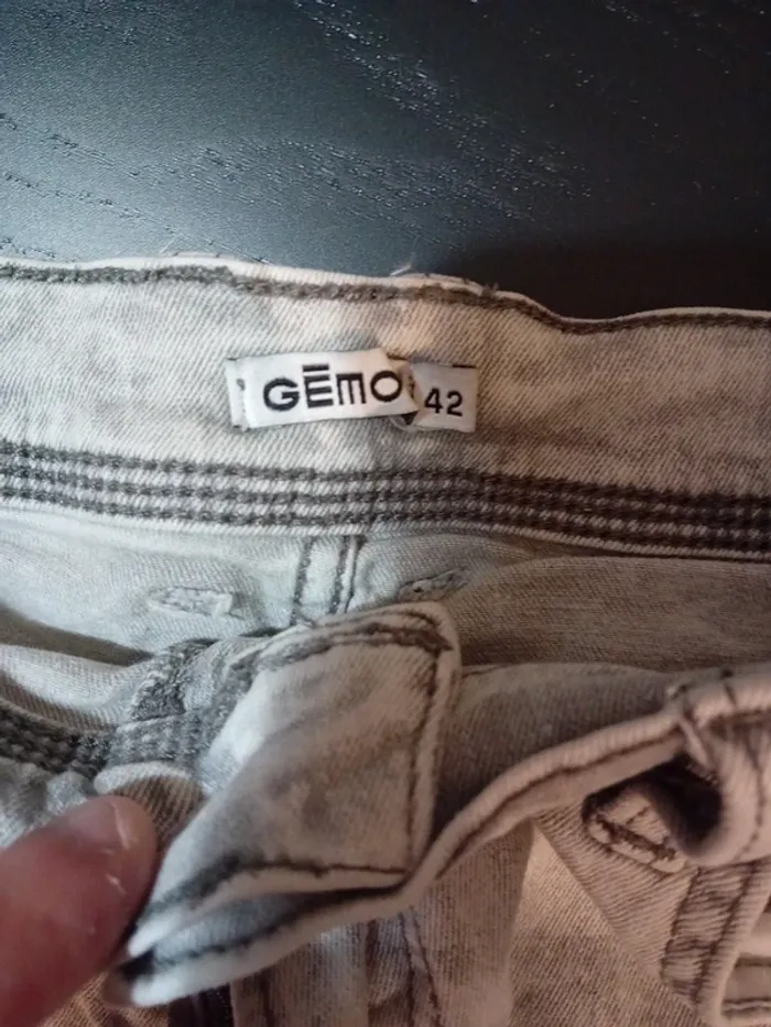 Short Jeans homme taille 42 - photo numéro 2