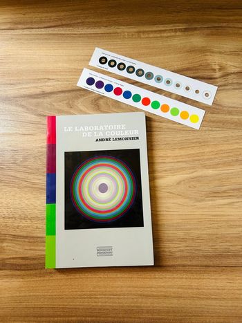 Livre de André Lemonnier «Laboratoire de la couleur» Gourcuff Grandenigo