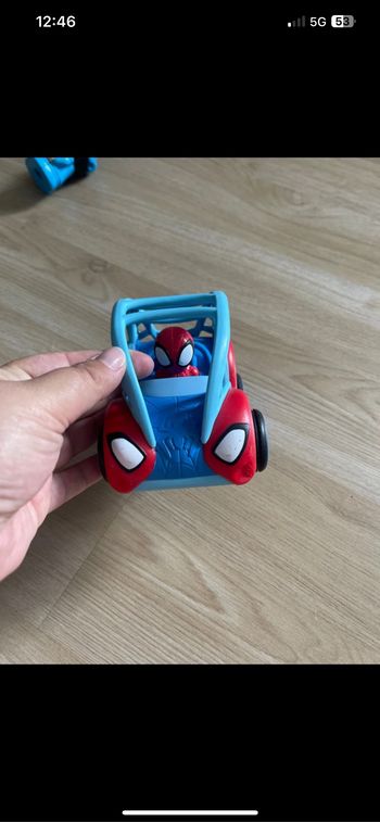 Voiture Spiderman