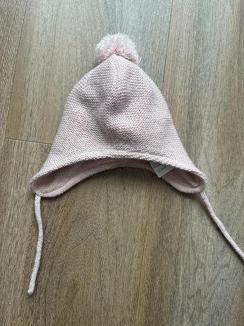 Bonnet en laine rose taille 41
