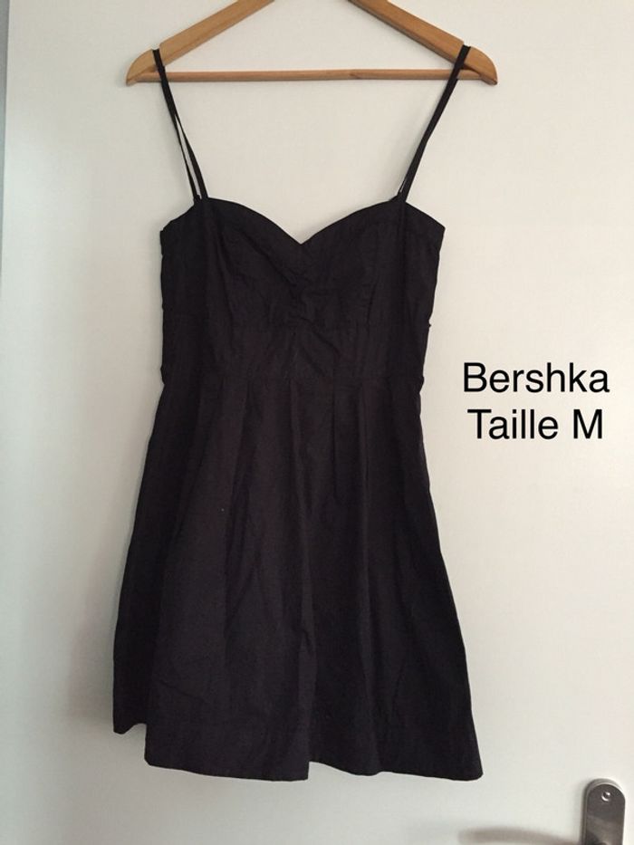 Robe Bershka taille M - photo numéro 2
